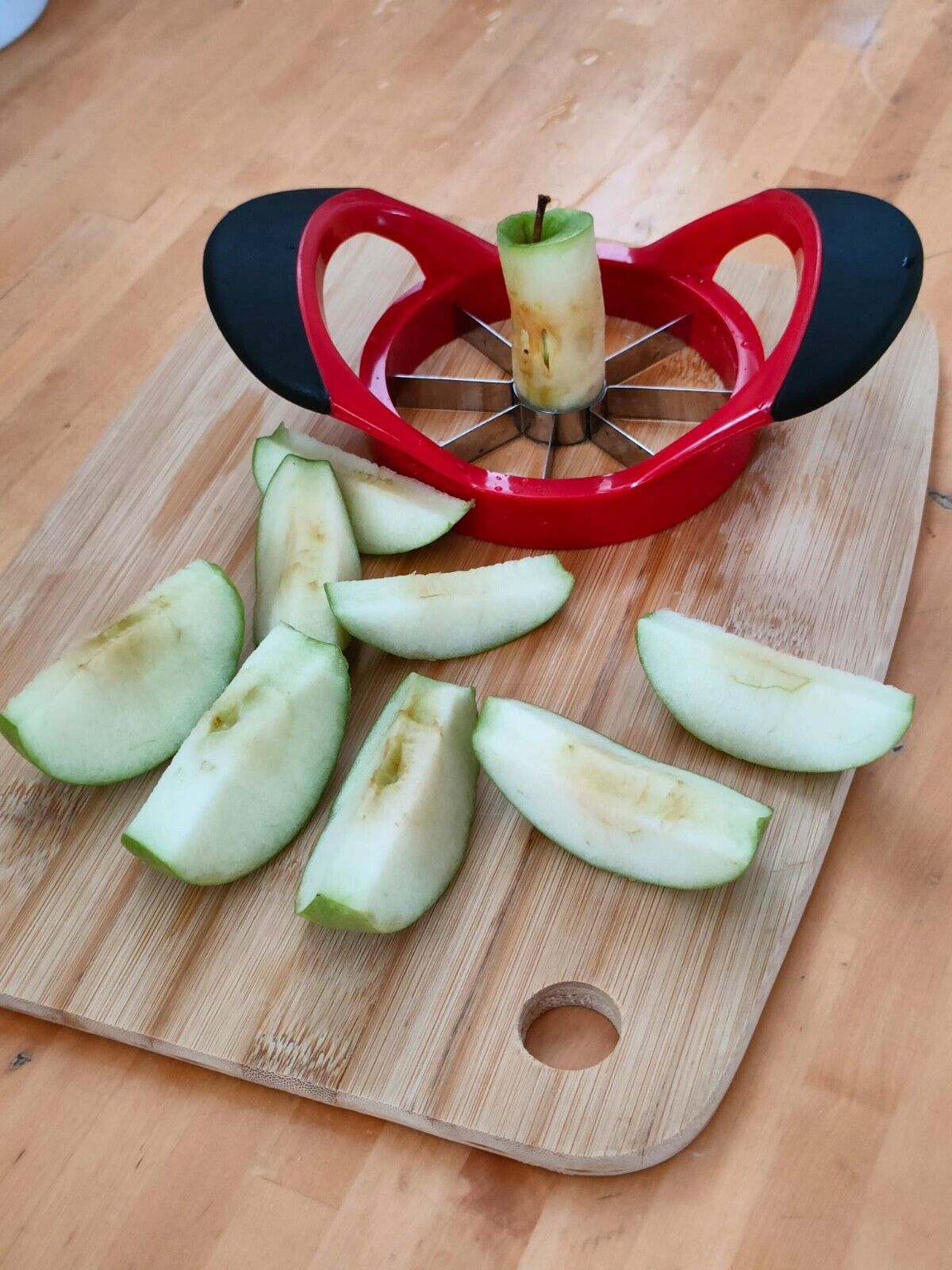 Apple Corer And Slicer - Stainless Steel Apple Corer Kitchen Tool Kitchen DealSniper.net