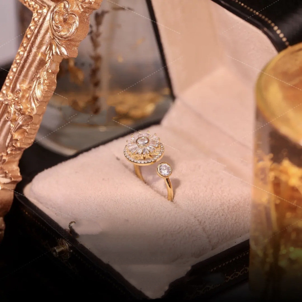 Feminine Exquisite Fashion Light Luxury Ring Jewelry dealsniper-net