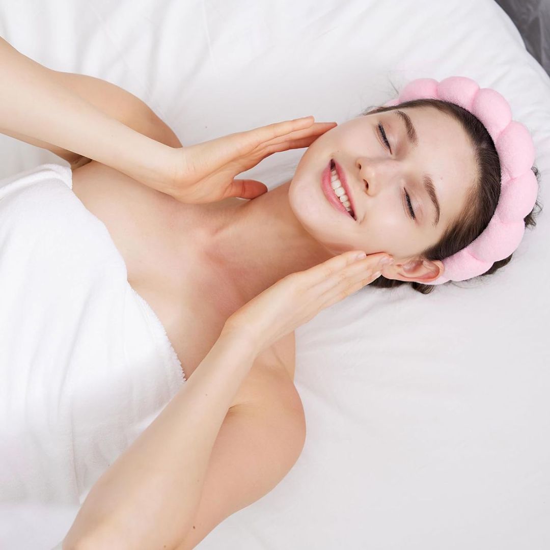 Headbuckle Bracelet Headband Four-piece Powder Set Beauty DealSniper.net