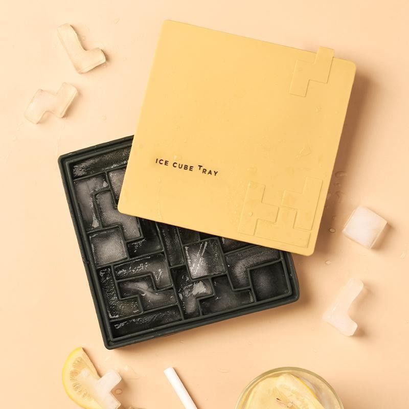 Ice Cube Maker Ice Cube Tray Labyrinth Silicone Kitchen DealSniper.net