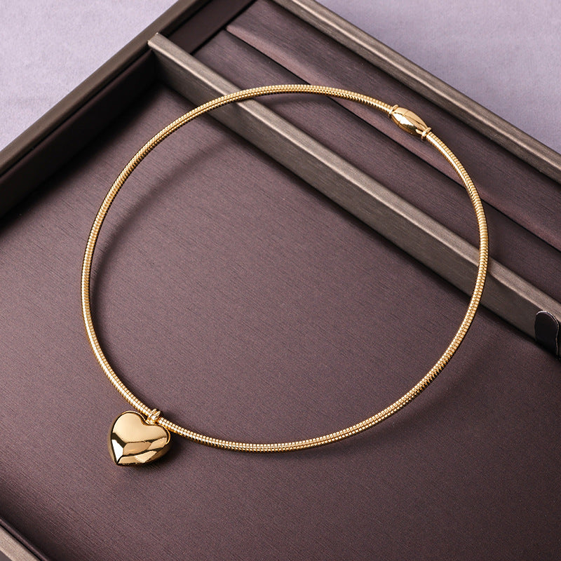 Glossy Heart-shaped Magnetic Necklace Snake Bones Jewelry DealSniper.net
