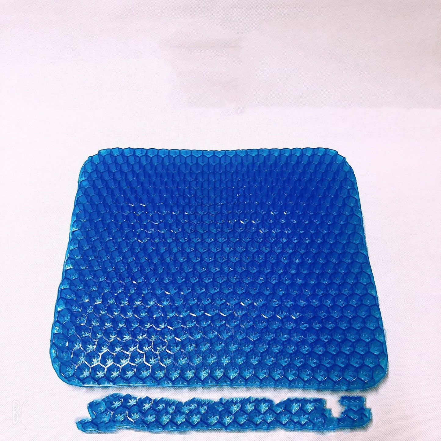 Summer Gel Seat Cushion Breathable Honeycomb Design For Pressure Relief Vehicle dealsniper-net