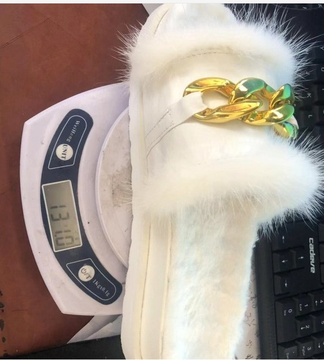 Women's Shoes Thick-soled One-line Chain Buckle Hair Slippers Women DealSniper.net