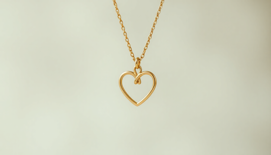 Slay the Fashion Game with These Stunning Gold Pendant Necklaces