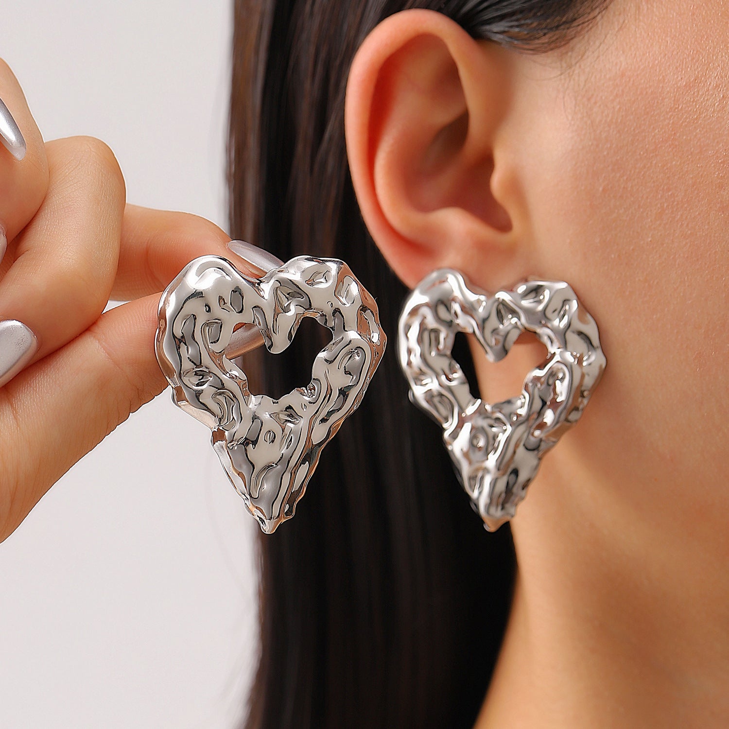 New Pleated Lava Hollow Heart-shaped Earrings Personality Jewelry dealsniper-net