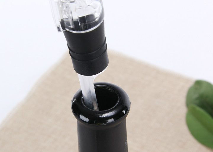 Wine decanter pourer pen fast decanter acrylic decanter pen shape Kitchen DealSniper.net