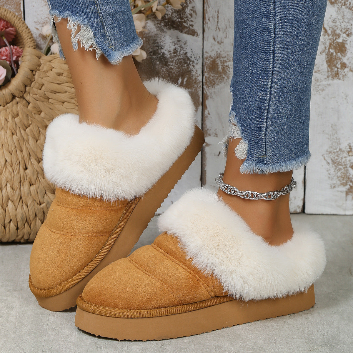 Winter Plush Slippers Home Thick-soled Warm Cotton Slippers Women Outdoor Garden Shoes Women DealSniper.net