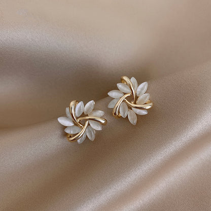 Cat's Eye Flower Earrings High Sense Geometry Earrings Jewelry Gym From House Silver needle