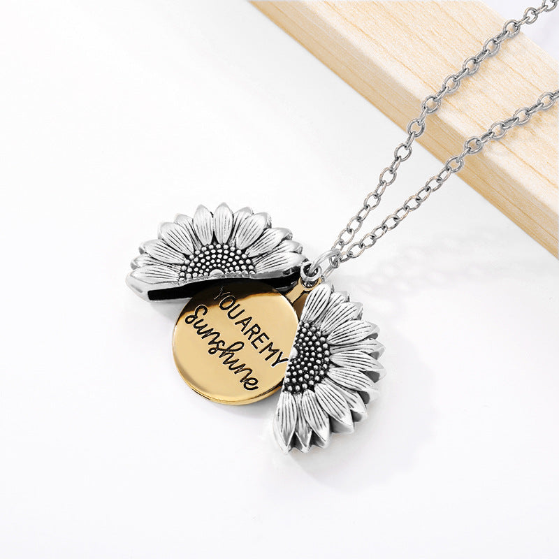 New European And American Sunflower Necklace Pendant Jewelry Gym From House Ancient silver No box