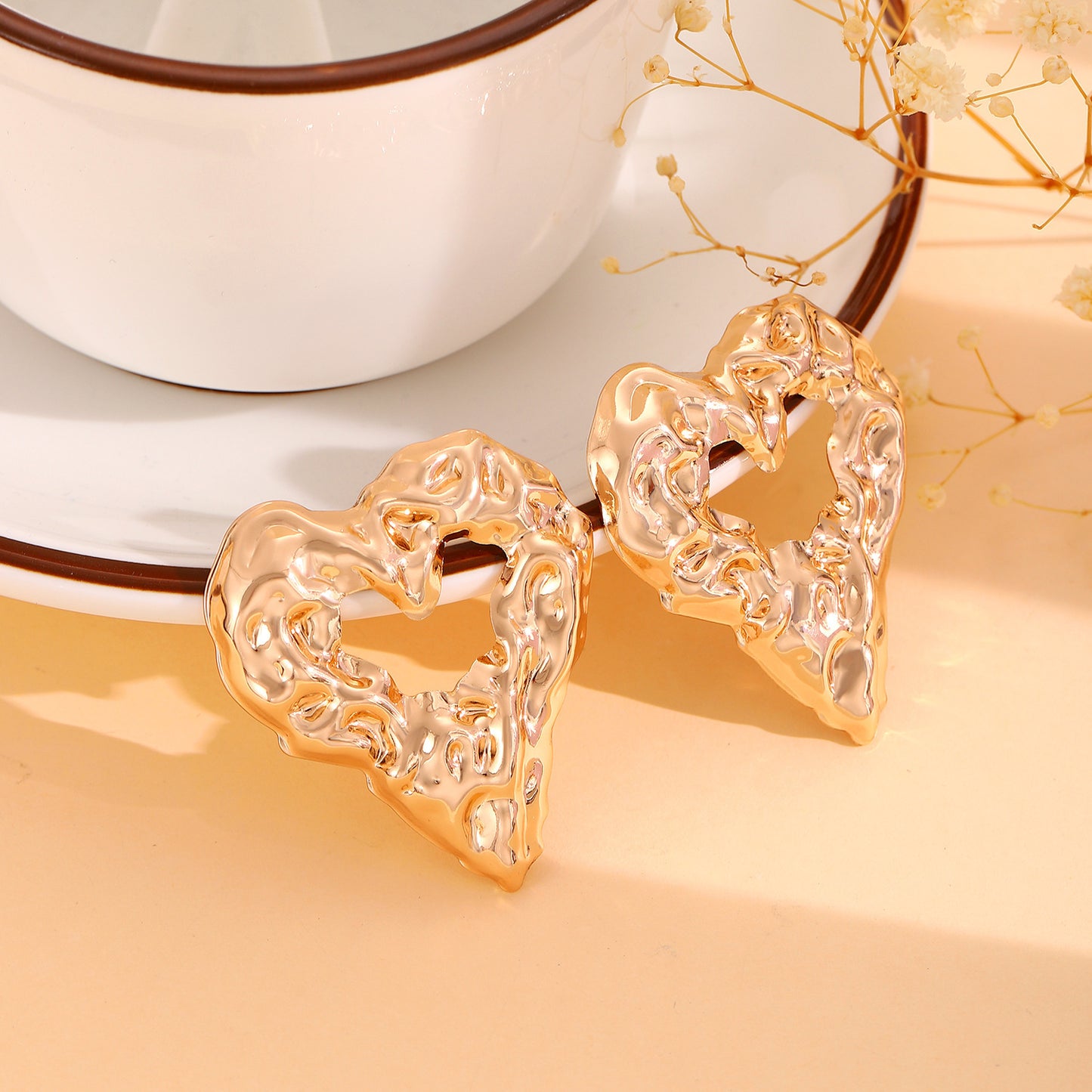 New Pleated Lava Hollow Heart-shaped Earrings Personality Jewelry dealsniper-net