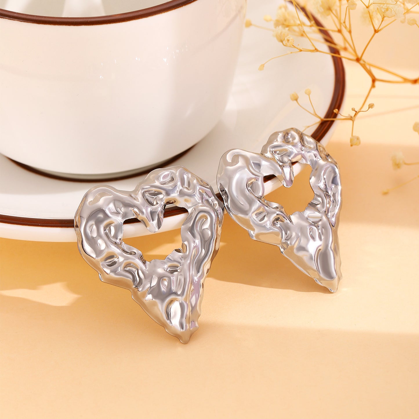 New Pleated Lava Hollow Heart-shaped Earrings Personality Jewelry dealsniper-net