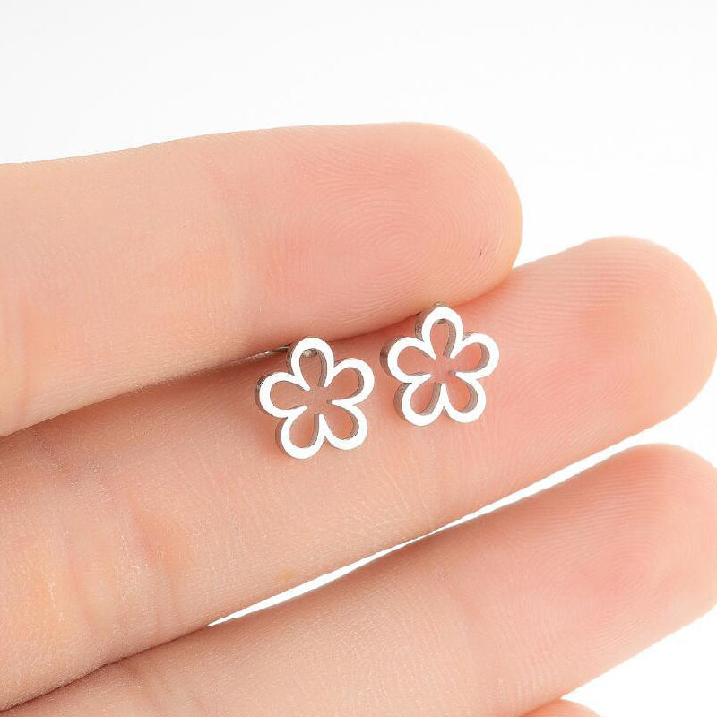 Dainty Silver Flower Stud Earrings Fashion Gifts