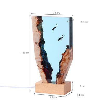 Marine Cave Diver Desktop Decoration Creative Art Lamp Holder