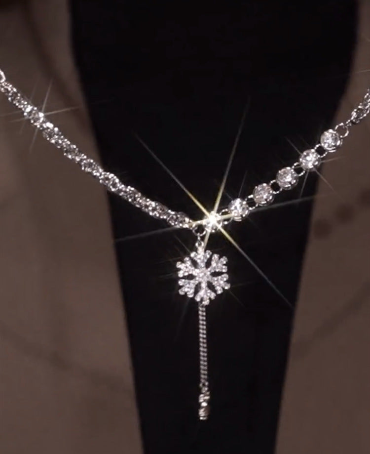 Temperament Personality Micro-set Zircon Snowflake Pendant Necklace Jewelry dealsniper-net