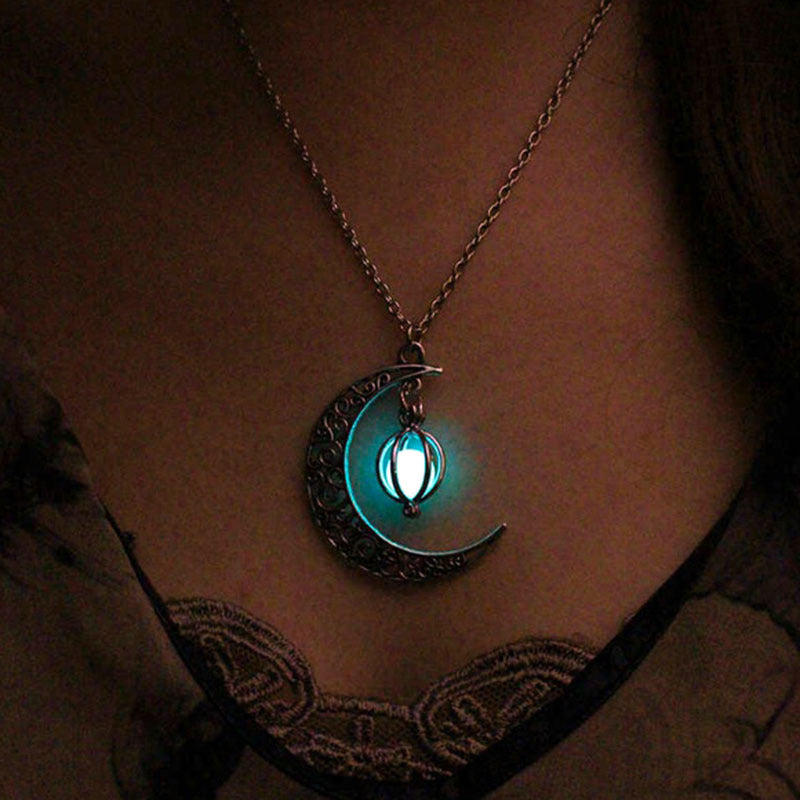 Hollow Moon Heart-shaped Luminous Pumpkin Necklace Jewelry dealsniper-net Green