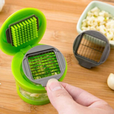 Multifunction Hand Garlic Juicer Garlic Crusher Grinder Slicer Cutter