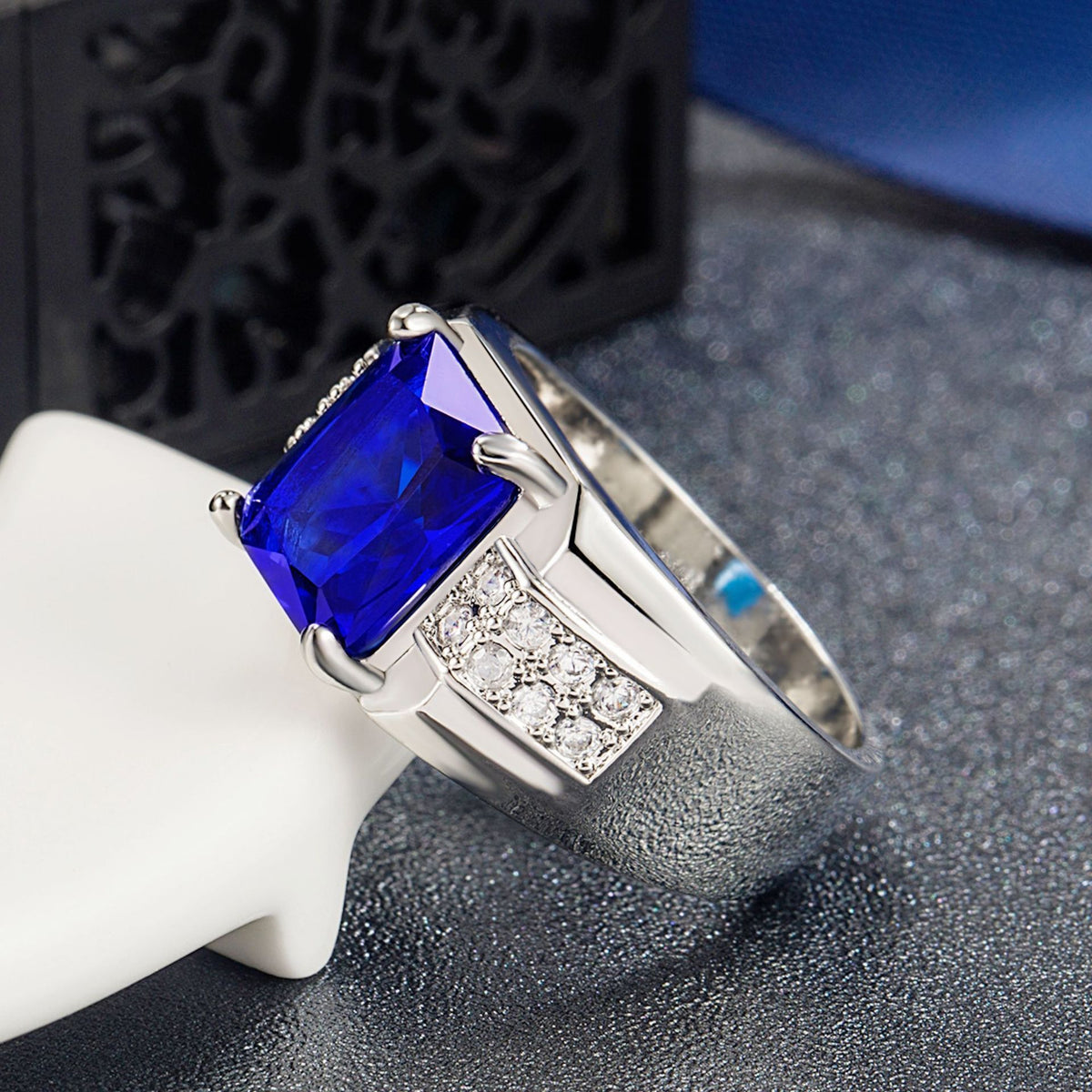 New Blue Sapphire Blue Zircon Ring Fashion Trendy Men's Business Jewelry Gym From House