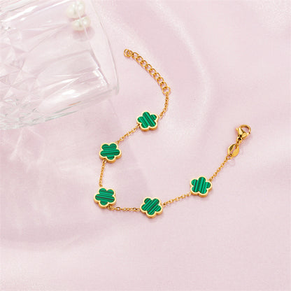Small Fresh And Lovely Green Drop Gum Flower Jewelry Gym From House