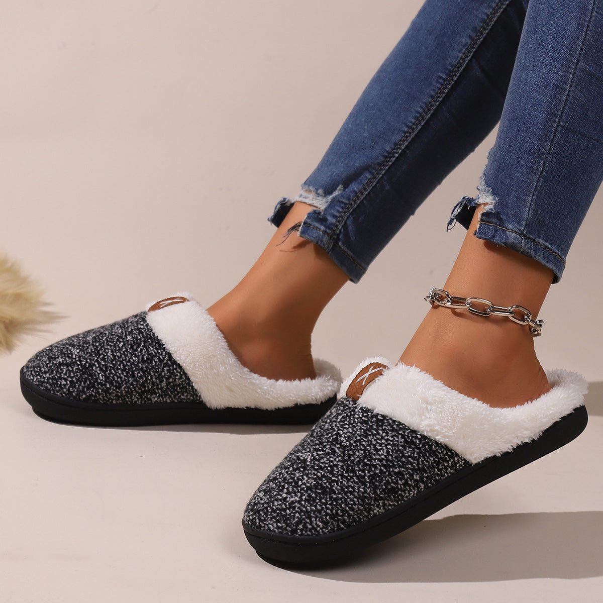 Winter Plush Slippers Fashion Thick Bottom Warm House Shoes