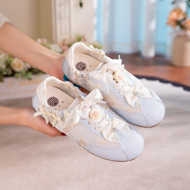 New-style Oriental Aesthetic Flower Embroidery Casual Shoes Women Gym From House