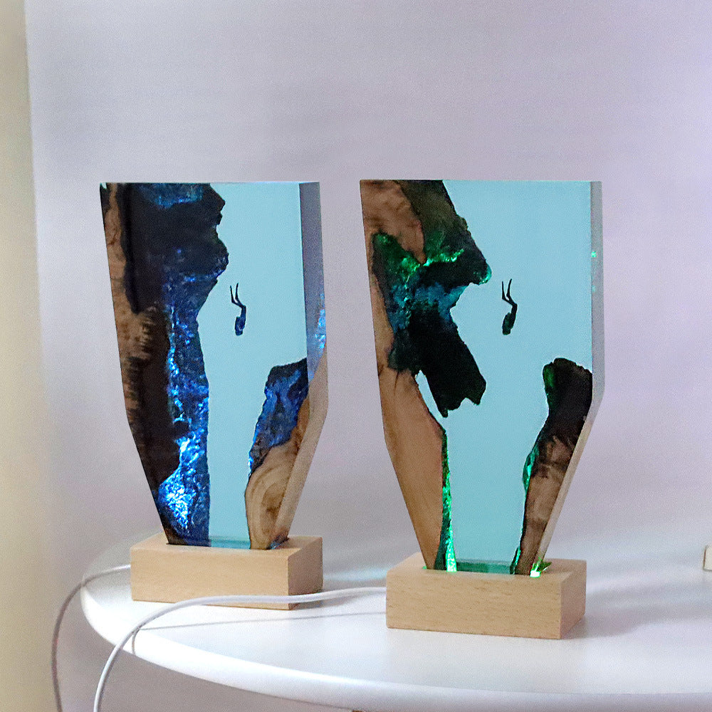 Marine Cave Diver Desktop Decoration Creative Art Lamp Holder