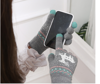 Women's Cute Animal Deer And Snowflake Knitted Gloves Full Finger