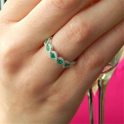 New micro-set ruby engagement ring Europe and the new grandmother green zircon strip Jewelry dealsniper-net green Number 10