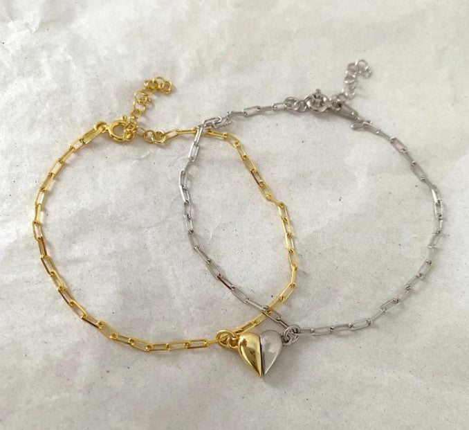 Simple Heart-shaped Titanium Steel Love Magnet Suction Jewelry Gym From House Bracelet Gold with Slaver