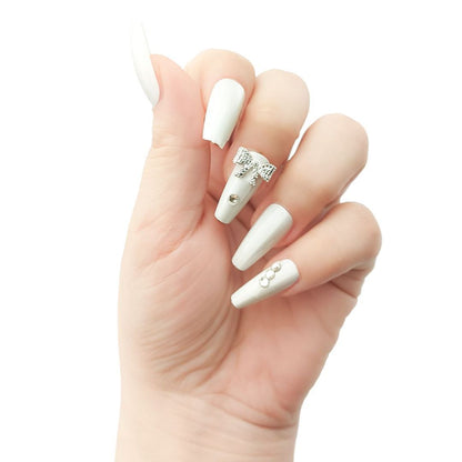 Inlaid With Silver Collar And White Nails Beauty dealsniper-net