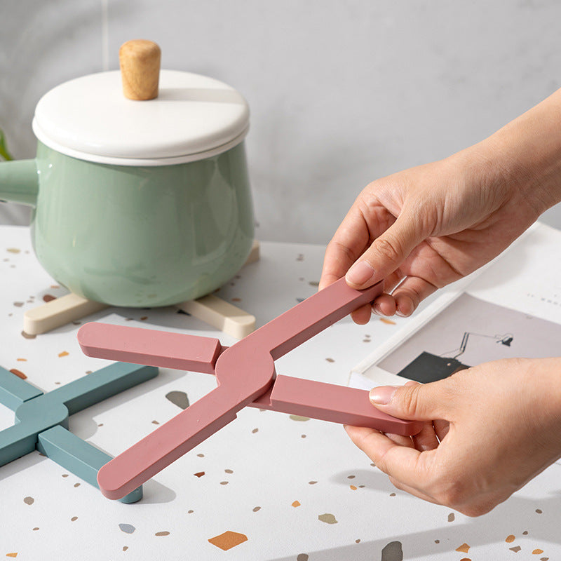 Kitchen Silicone Thermal Insulation Pad Desktop Foldable Thickened Kitchen DealSniper.net