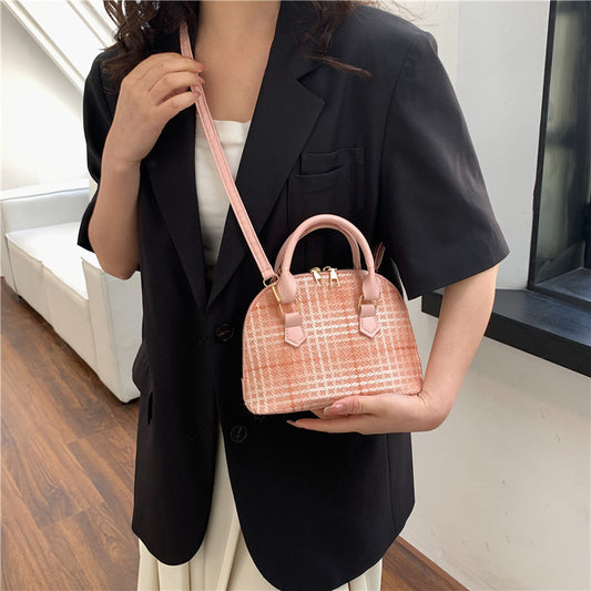 Fashionable Simple New Western Style Shoulder Messenger Bag Women Gym From House