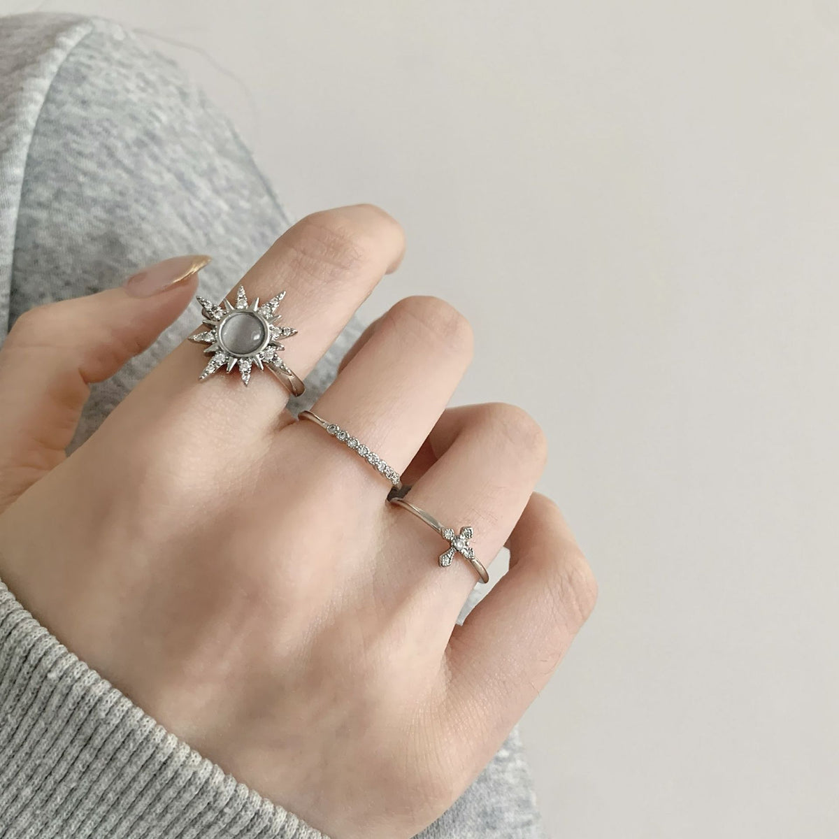 Delicate Star Women Ring Light Luxury Fashion Personality Jewelry Gym From House