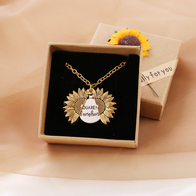 New European And American Sunflower Necklace Pendant Jewelry Gym From House Ancient gold With box