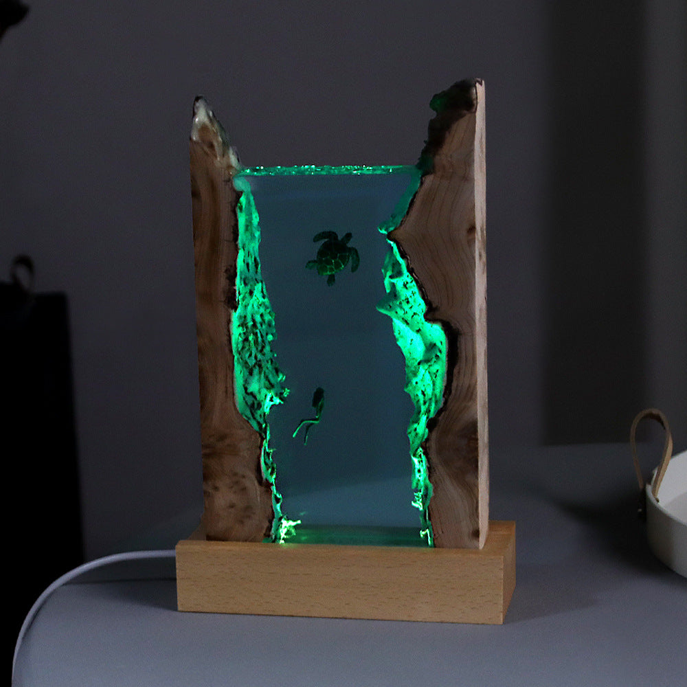Marine Cave Diver Desktop Decoration Creative Art Lamp Holder