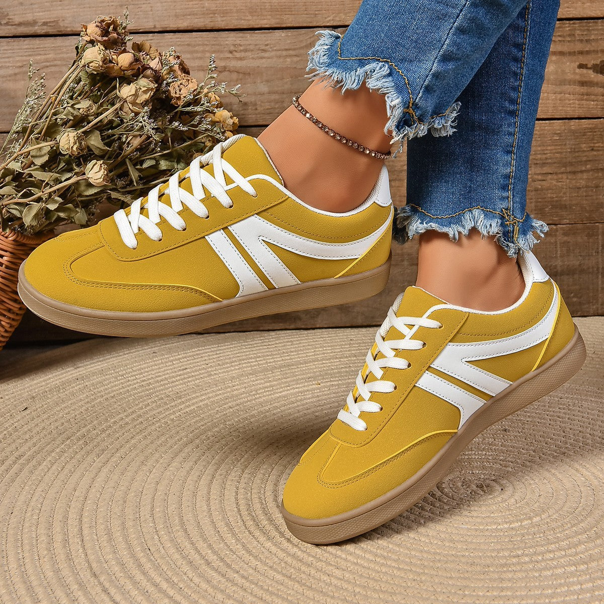 Lace-up Round Toe Flats Shoes Fashion Sports