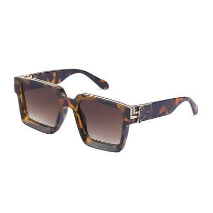 Diamond-Encrusted Large Square Frame Sunglasses For Women Women Gym From House C4