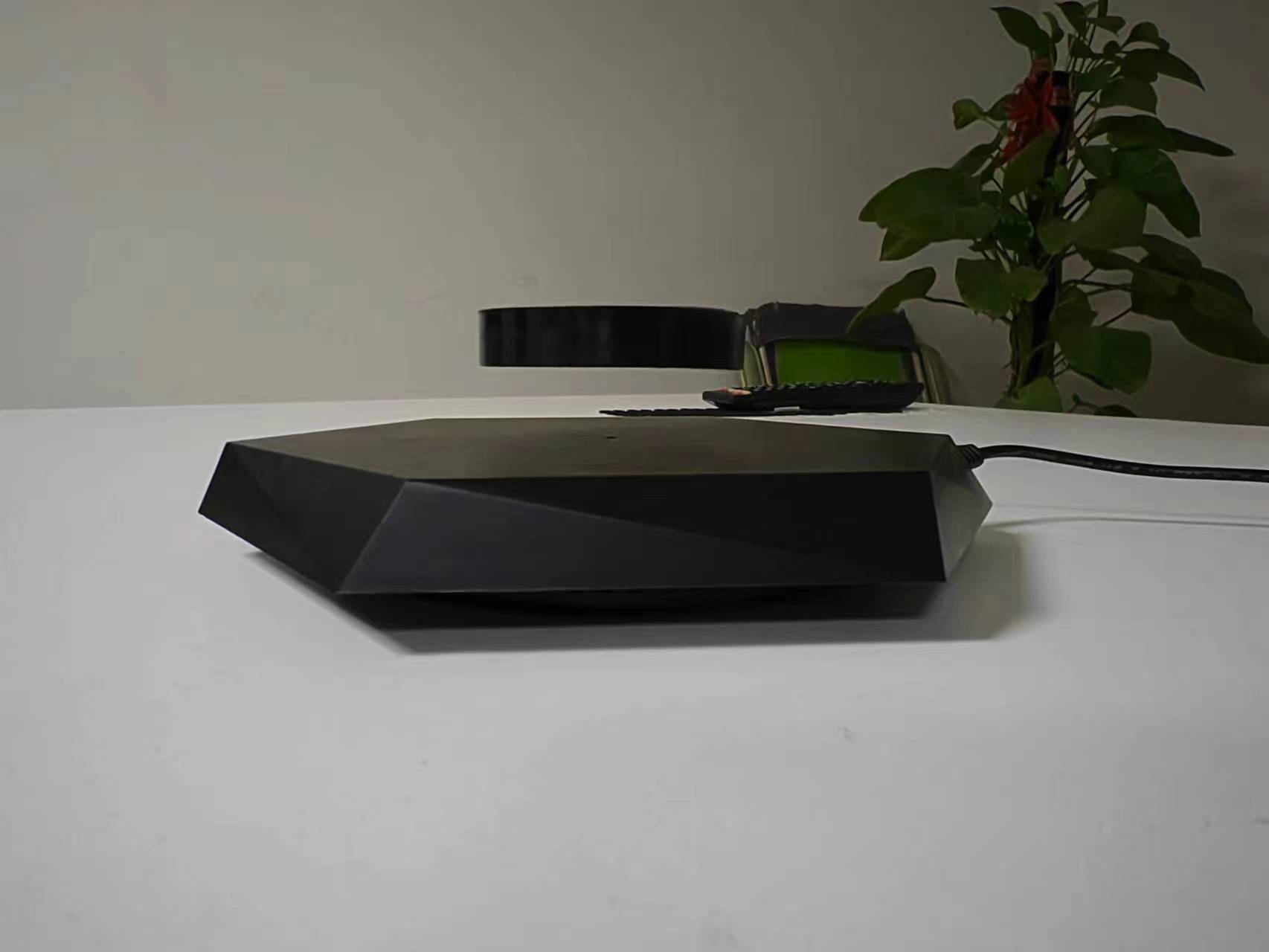 Magnetic Suspension Universal Tray Display Stand Home Decor DealSniper.net