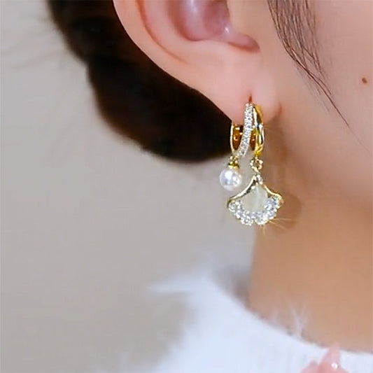 Fashion jewelry Opal Ginkgo Leaf Ear Clip Fashion Temperament Jewelry dealsniper-net