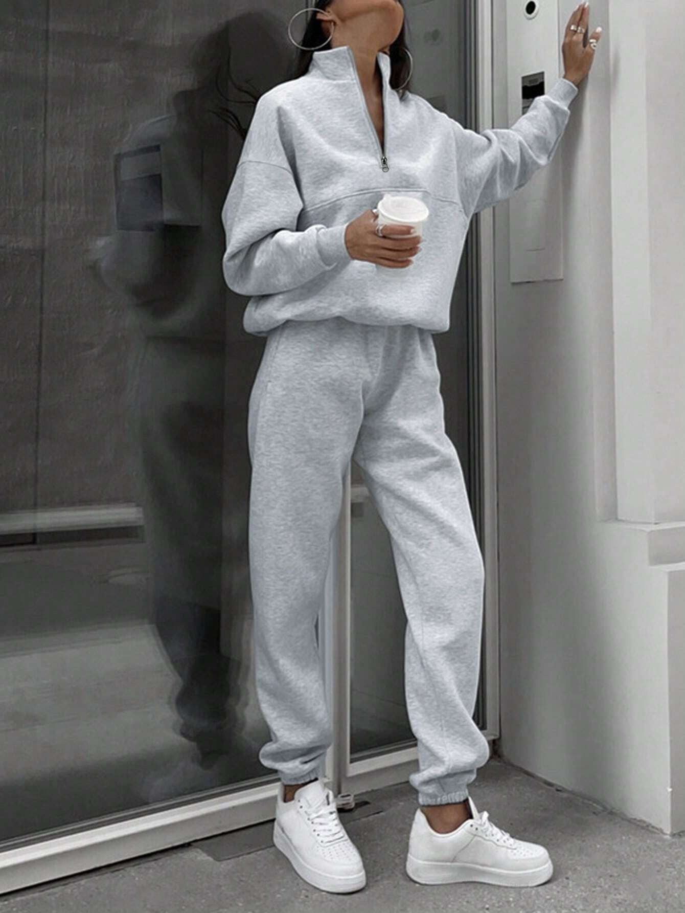 Long-sleeved Sports Sweatshirt Suit Fashion Stand-up Collar Women DealSniper.net