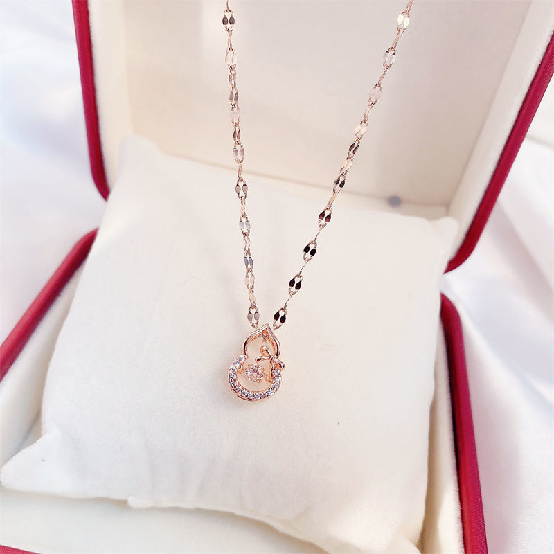 Valentines Day Gift Perfume Bottle Pendant Titanium Steel Necklace Jewelry Gym From House X019