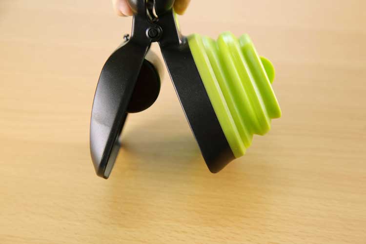 Dog Pet Travel Foldable Pooper Scooper With 1 Roll Pets Gym From House