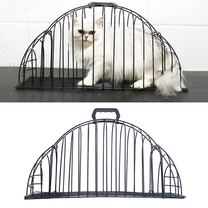 Cats Use A Bath And Transport Cage To Prevent Scratching Pets Gym From House