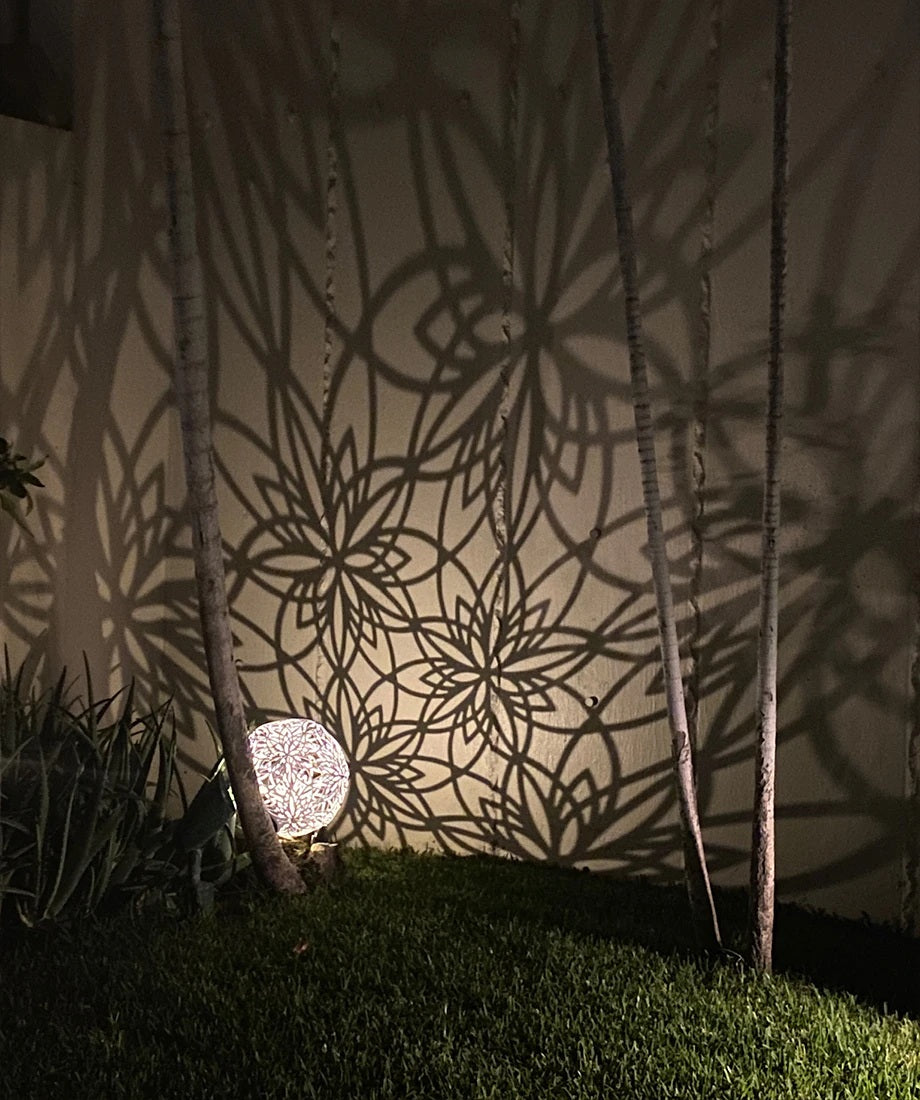 12 Inch Pendant Solar Light Garden DealSniper.net