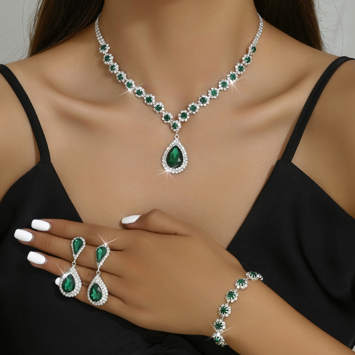 Fashion Jewelry Bridal Jewelry Suit Necklace Ear Stud Bracelet Three-piece Set Jewelry dealsniper-net 941798 Hole Green