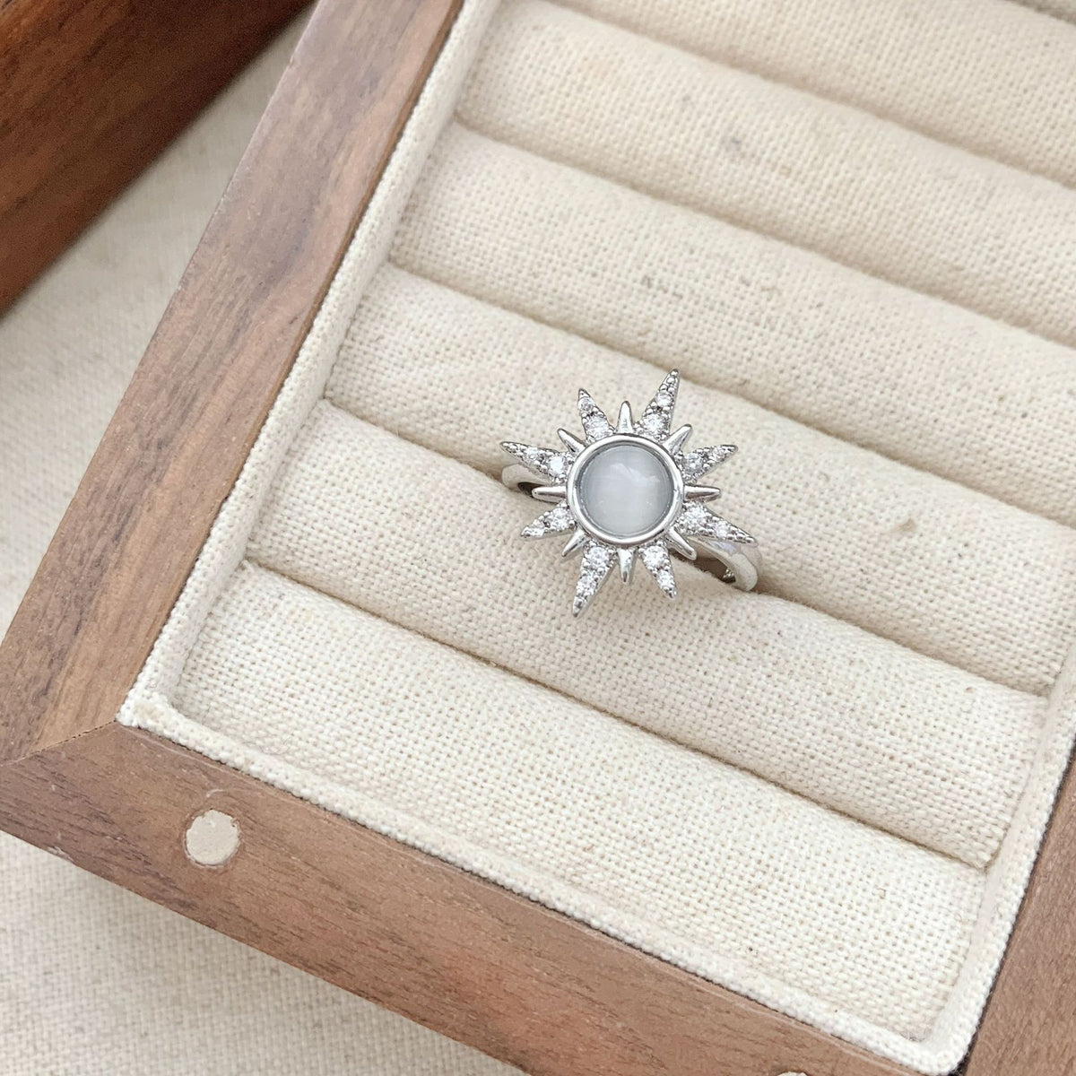 Delicate Star Women Ring Light Luxury Fashion Personality Jewelry Gym From House JZ5642 1 PCS