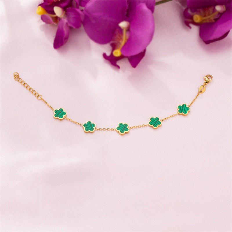 Small Fresh And Lovely Green Drop Gum Flower Jewelry Gym From House