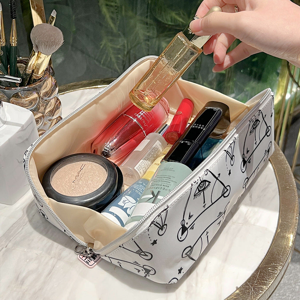 Cute Dog Pets Print Cosmetic Bag Waterproof Makeup Bags Travel Pets DealSniper.net