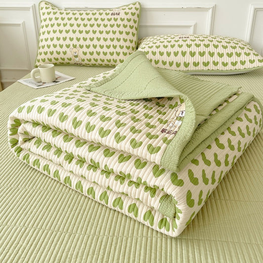 Quilted Bed Cover Three-piece Class A Maternal