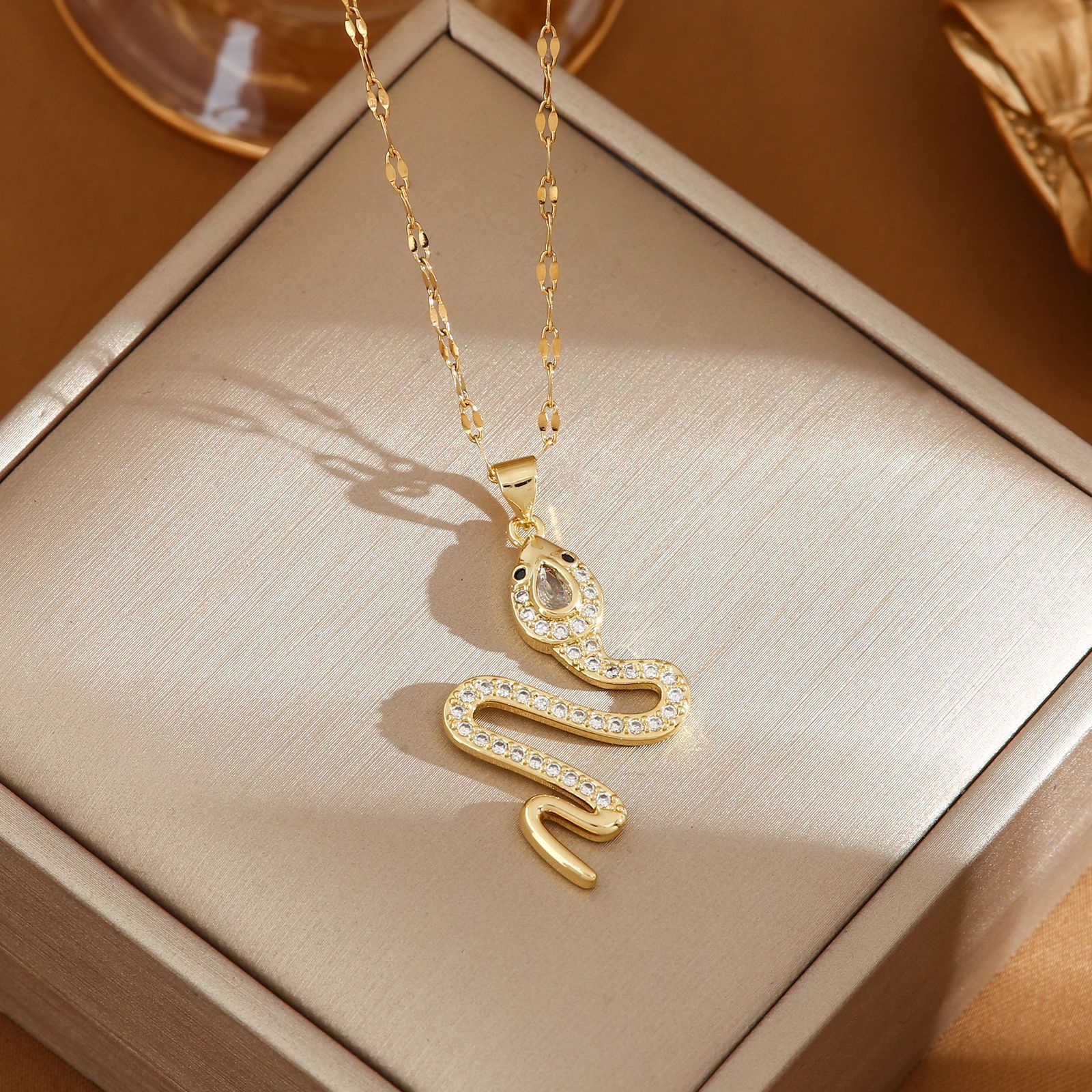 Fashion Personality Snake Necklace With Rhinestone Design Jewelry dealsniper-net Gold