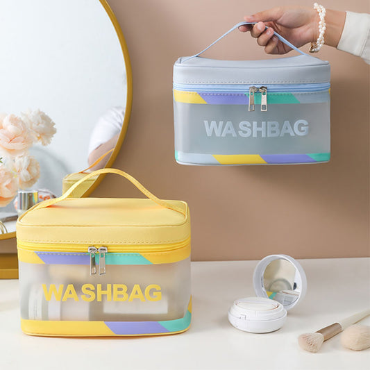 Simple Portable And Waterproof Travel Wash Bag